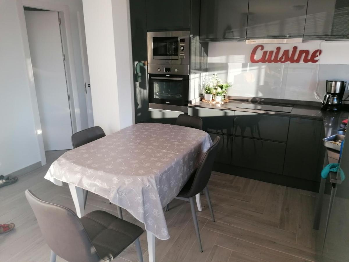 Appartement Moderne Pour 6 Adultes Benalmádena Exteriör bild