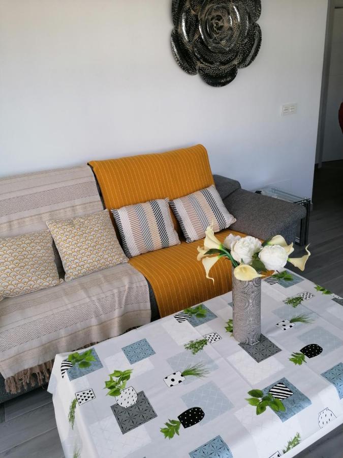 Appartement Moderne Pour 6 Adultes Benalmádena Exteriör bild