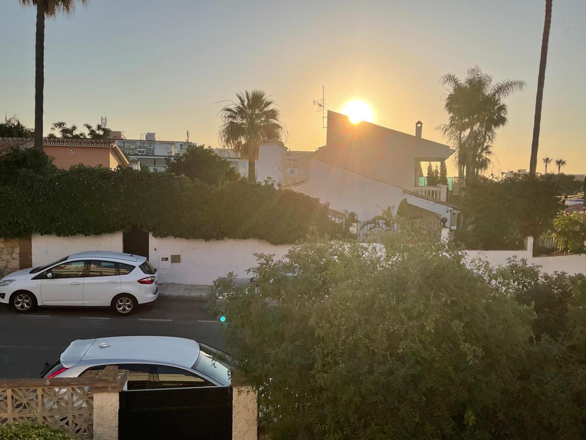 Appartement Moderne Pour 6 Adultes Benalmádena Exteriör bild